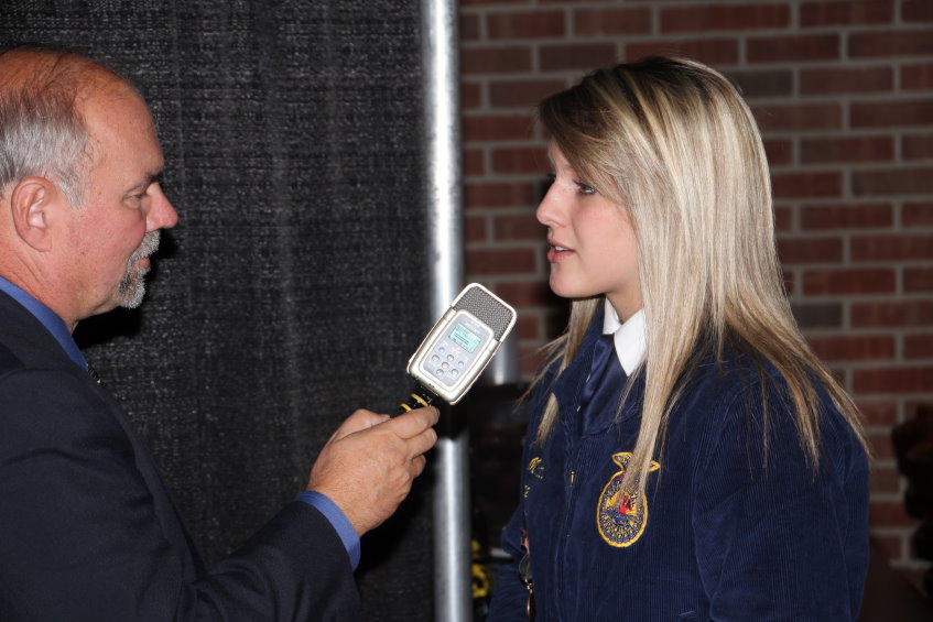 Meet the National Proficiency Winner in Sheep Production- Madison McGolden of Fairview