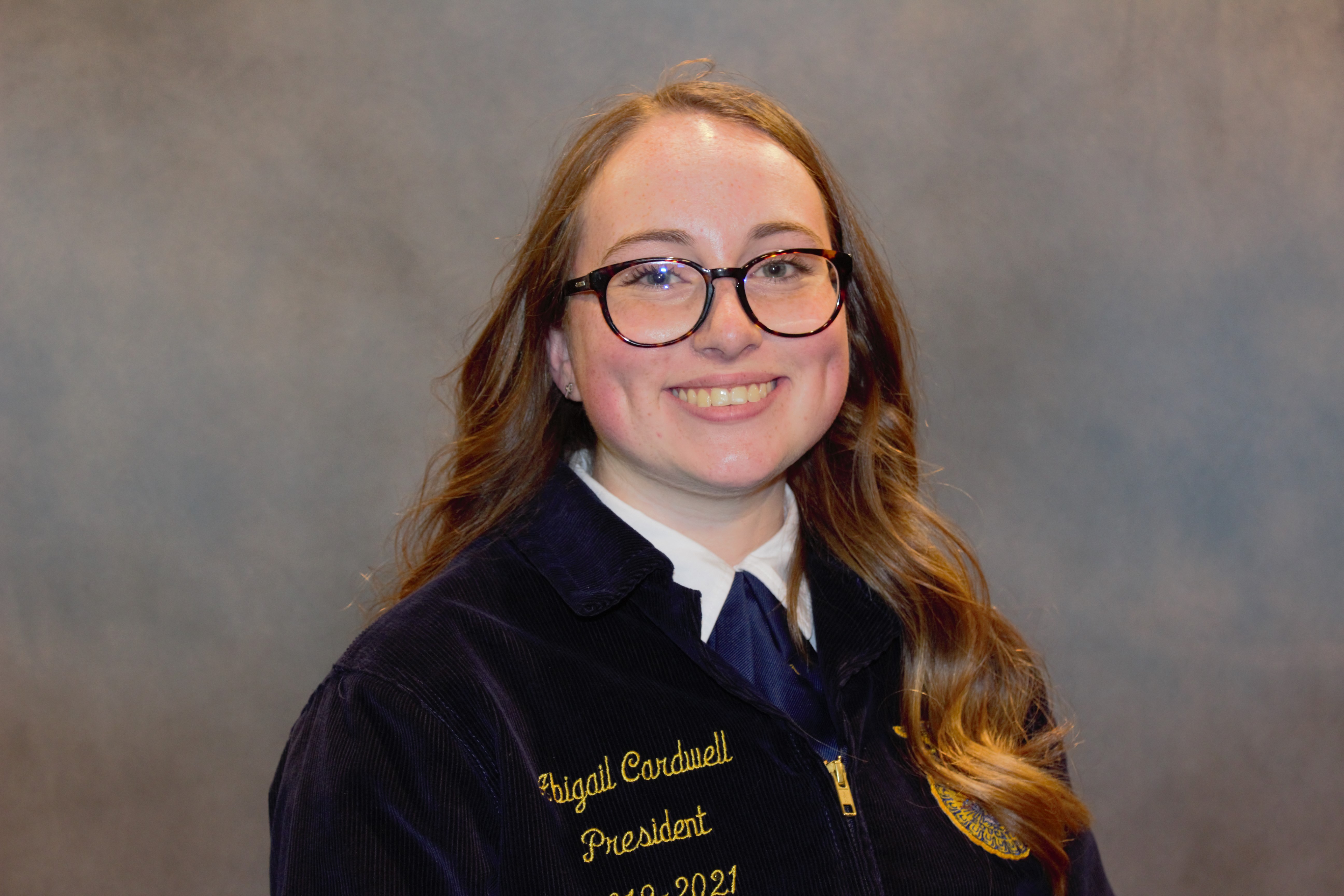 Introducing Abby Cardwell of the Deer Creek Lamont FFA Chapter, Your 2021 Northwest Area Star in Agriscience