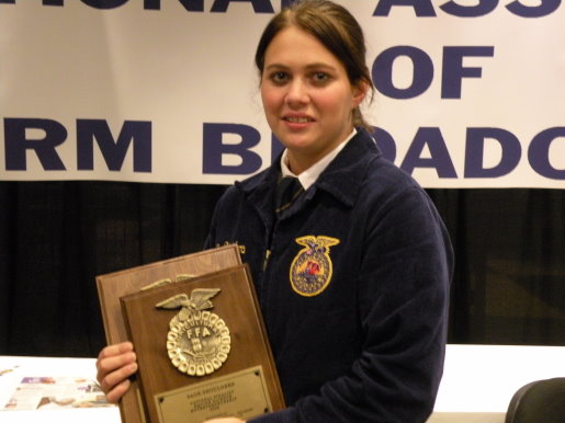 Sage Shoulders Wins Equine Science Proficiency Award at National FFA Convention