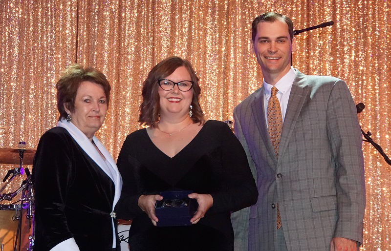 Diamond Hats Gala Raises $225,000 to Support the 2019 Oklahoma Youth Expo- Name Melissa Eisenhauer Woman of the Year in Agriculture
