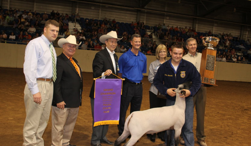 Cooper Newcomb of Merritt FFA Shows Top Market Lamb at Tulsa State Fair Junior Livestock Show