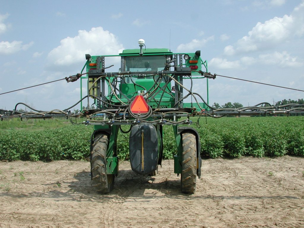 New Weed Management Options Needed for Row Crops 