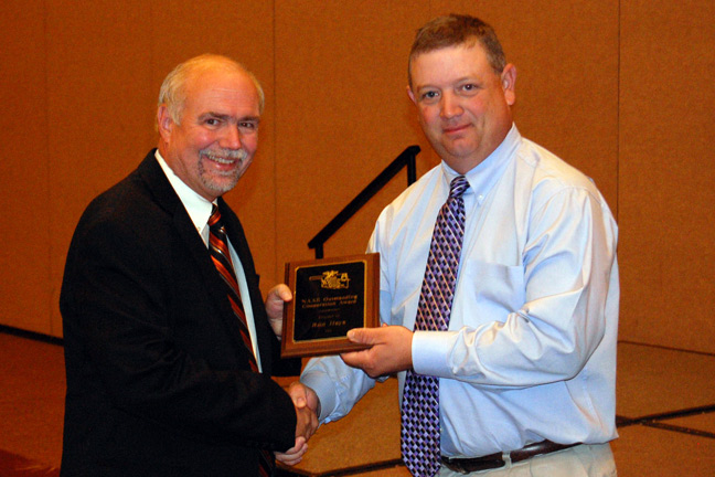 Ag Educators Present Veteran Farm Broadcaster Ron Hays with Outstanding Cooperation Award