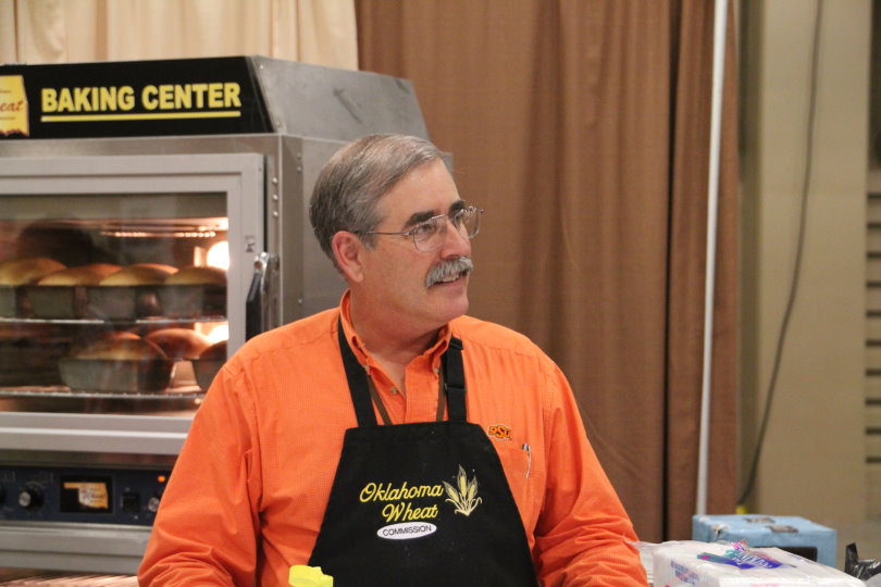 Oklahoma Wheat Commission Bakes Bread and Thousands Enjoy at 2013 AFBF Convention