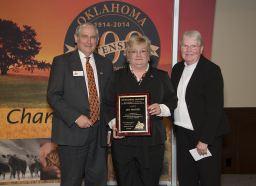 Maples and Moffat Honored for Dedication, Contributions to Extension 