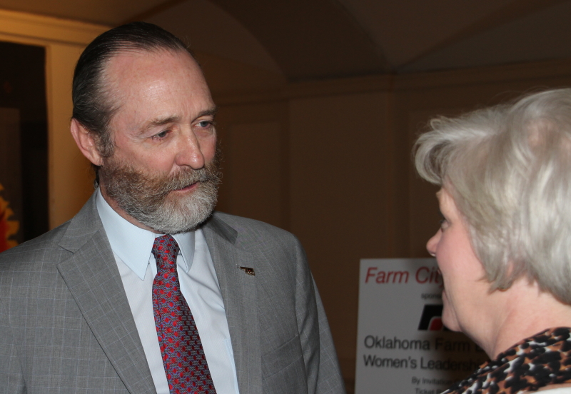 'Right to Farm,' Intensifying Drought Top List of Topics Discussed During Farm City Week Luncheon