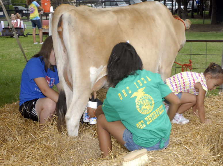Septemberfest Offers Fun Ag Activities on Sept. 6 at Governor's Mansion