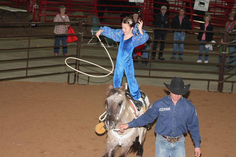 Trick Rider Melissa Navarre and Family Featured at 2014 Tulsa Farm Show