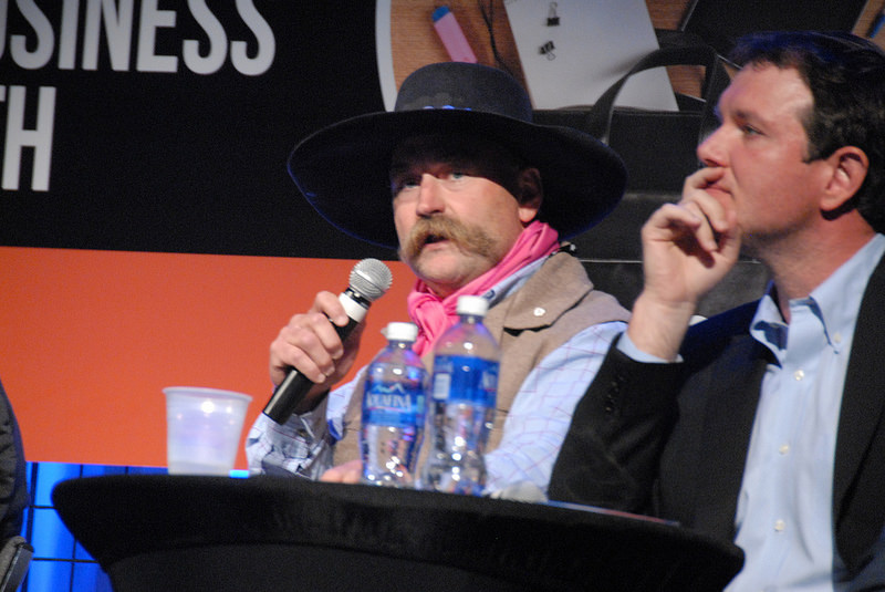 Loos Tales- In Reverse- Ron Hays and Trent Loos Discuss the Walter Robb Speech at Alltech