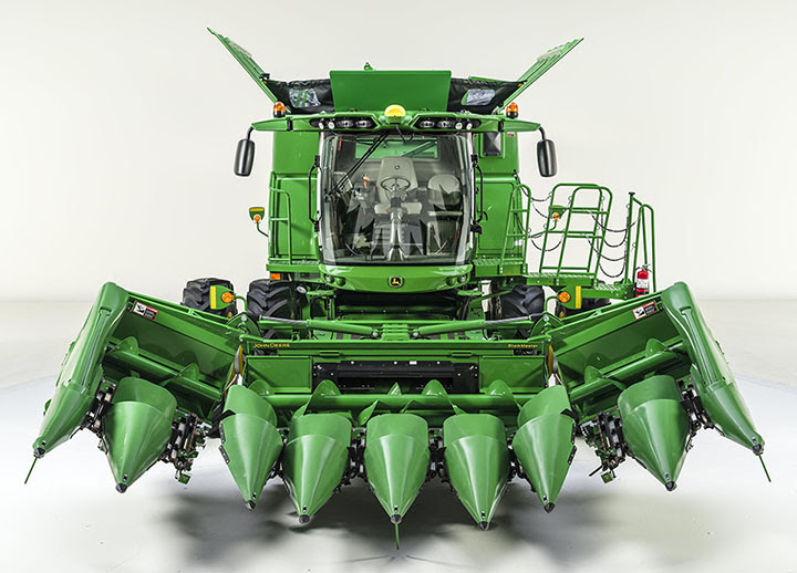 John Deere Introduces 8 Row Folding Corn Head to Harvester Equipment Line