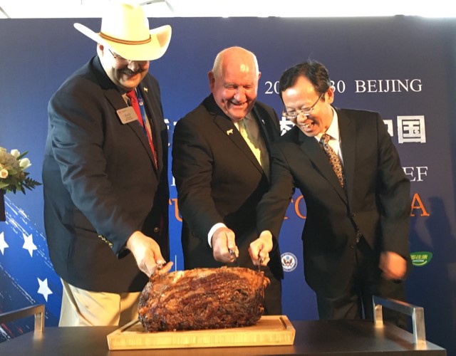 Secretary Sonny Perdue and Ambassador Branstad in China to Receive First Shipment of US Beef