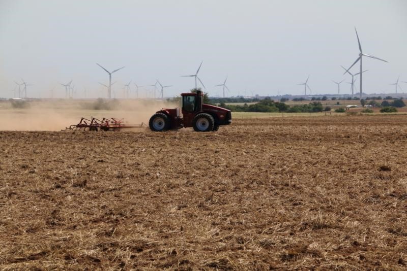 American Farmers & Ranchers Report Financial Experts' Concerns Regarding the 2019 Ag Economy