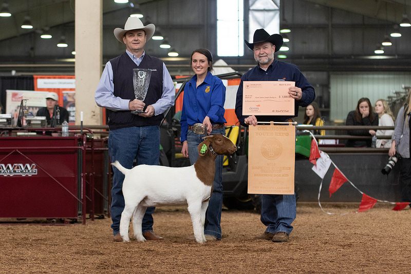 Sydney Bean of Newcastle FFA Claims Supreme Champion Doe Kid Honors With Her Division Four Champ