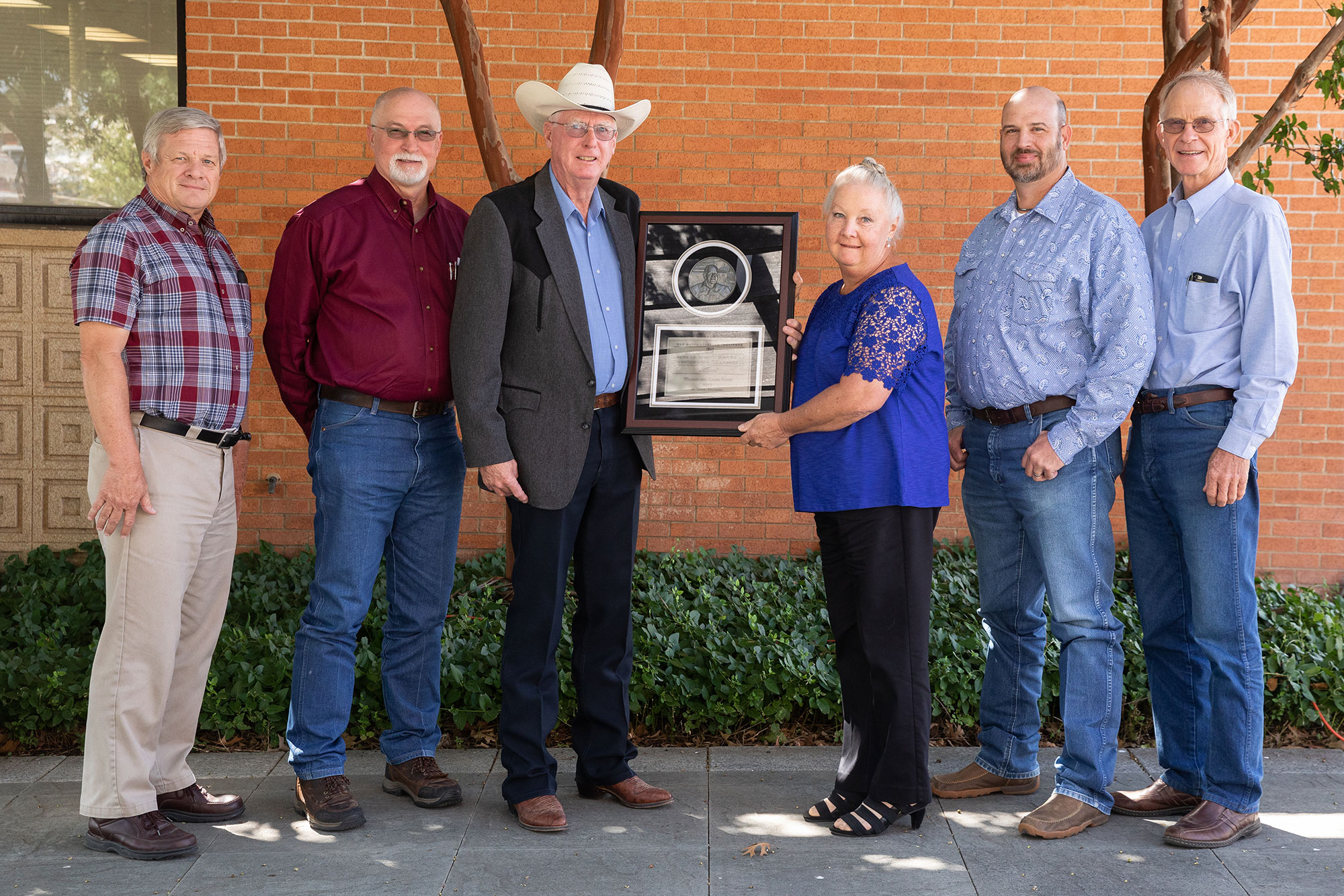 Noble Research Institute Recognizes William and Karen Payne with 2019 Leonard Wyatt Memorial Outstanding Cooperator Award