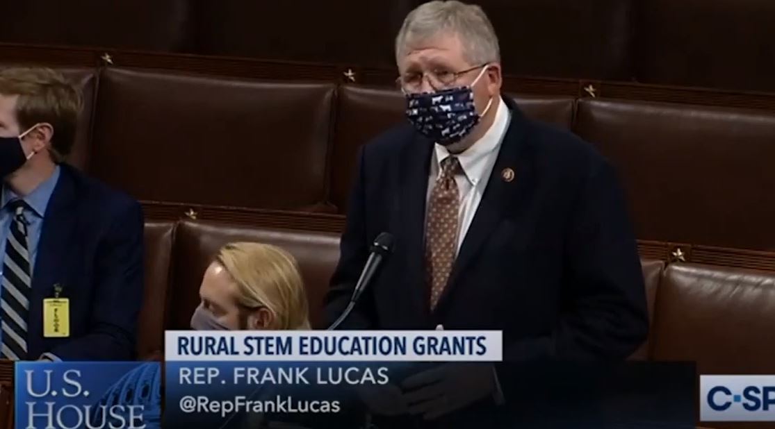 Lucas Bill to Improve STEM Education in Rural Schools Passes House