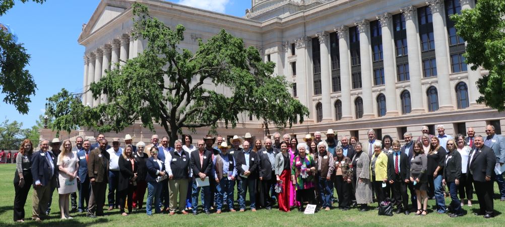 AFR/OFU Cooperative Takes Rural Issues to State Capitol