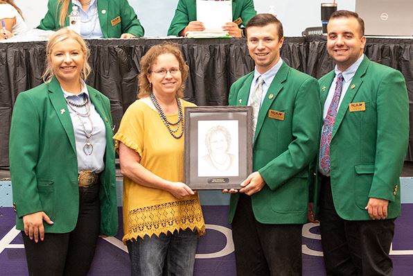 Rohrbaugh awarded the 2021 National Junior Angus Advisor of the Year