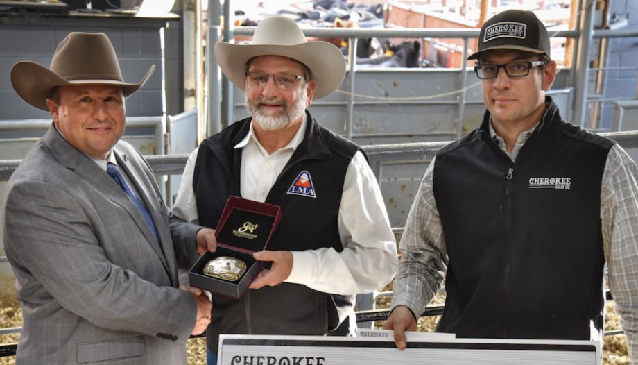 Kansas Auctioneer wins World Livestock Auctioneer Championship Midwestern Qualifier      
