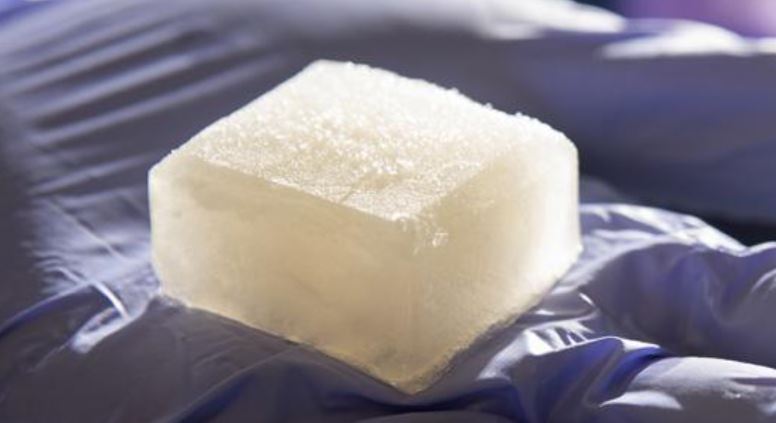 Researchers Develop Ice Cube That Doesn't Melt or Grow Mold