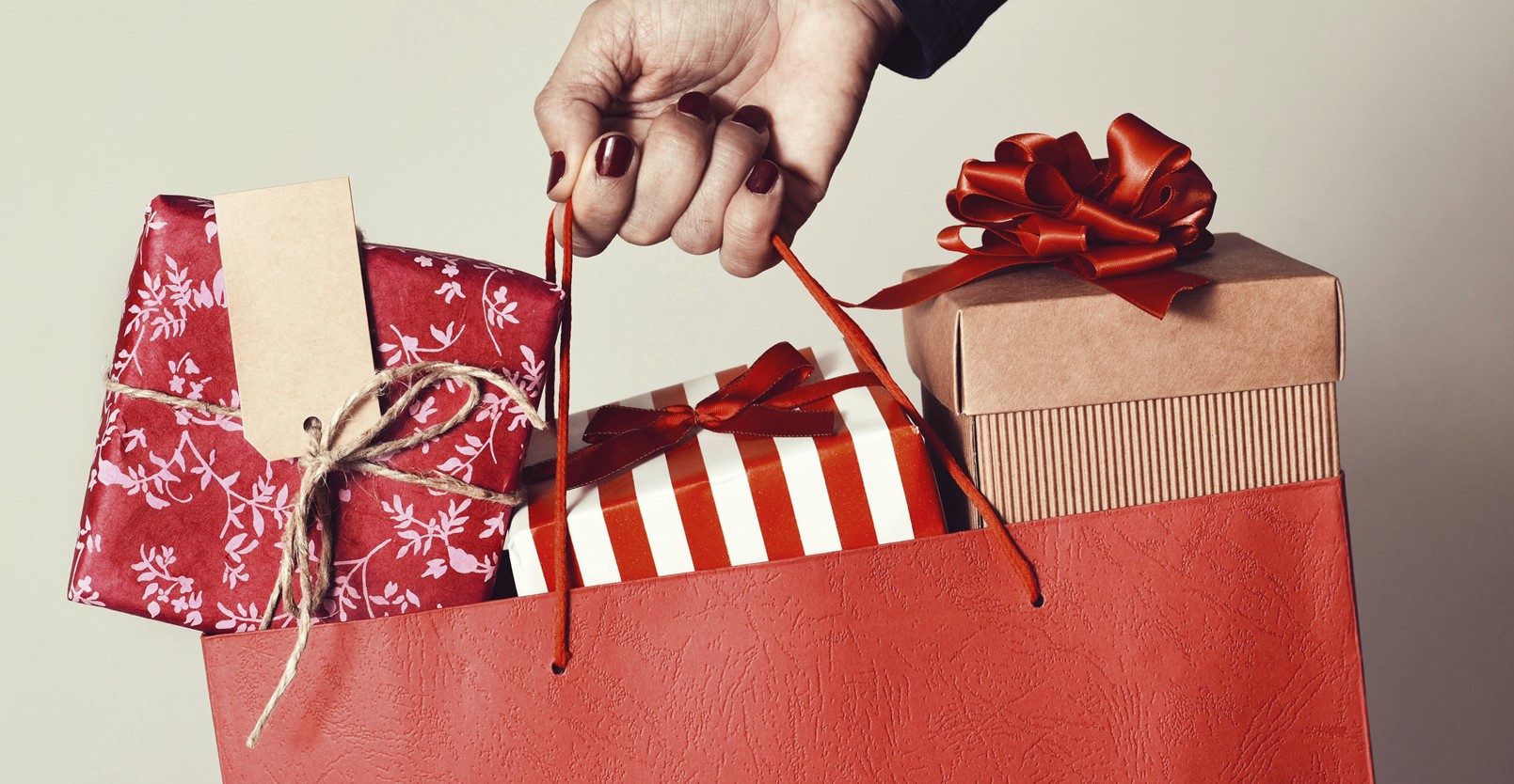 Rein in Your Holiday Spending