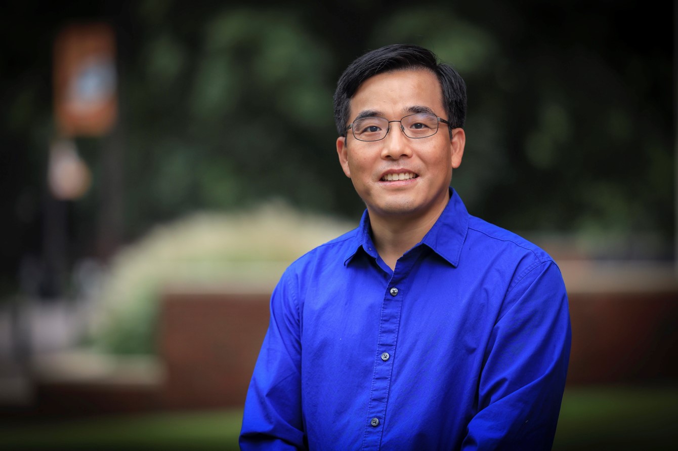 OSU Agriculture Names Glenn Zhang 2021 Sarkeys Distinguished Professor Award Recipient