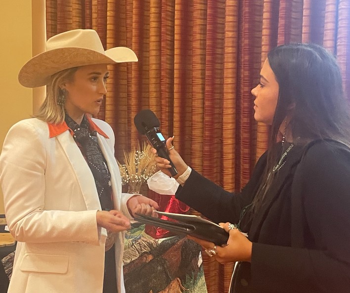 Courtenay DeHoff Empowers Cattlewomen at OCA Convention