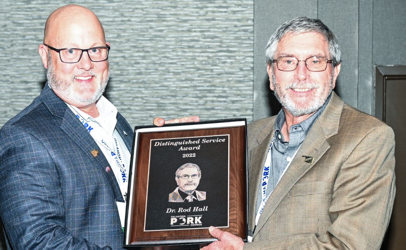 Dr. Rod Hall Receives Oklahoma Pork Council Distinguished Service Award