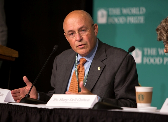 Monsanto's Robert Fraley Touts GMO Benefits in Appearance at Cato Institute